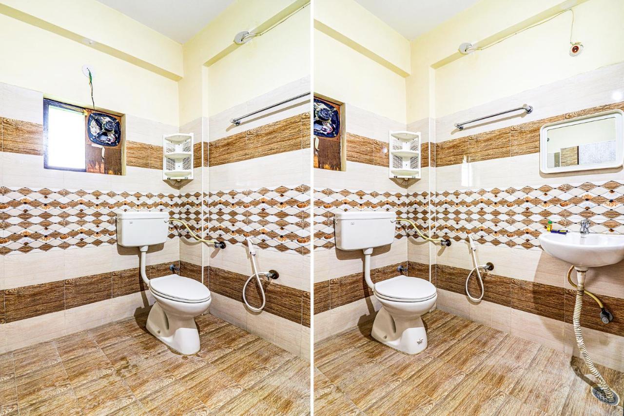 Fabexpress Mid Town Hotel Haiderabad Buitenkant foto